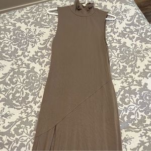 Good American, taupe maxi dress with slit. Size 3. Only worn once.